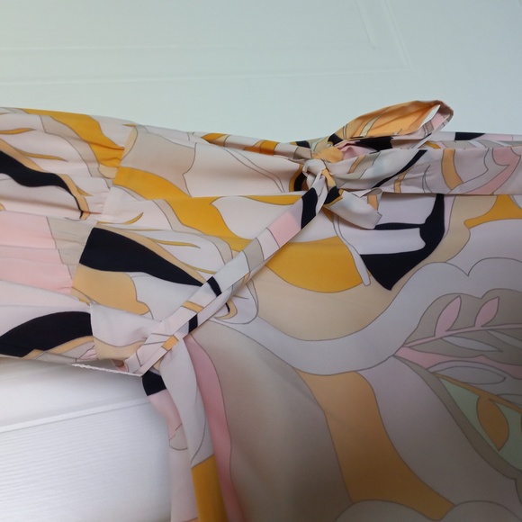 Forever 21 Fit and Flare Dress XS - Picture 5 of 6